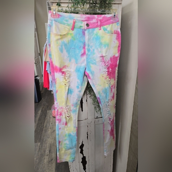 Medium Tie-Dye Distressed Women Jeans Festival Hippie Artsy Colorful Bright Fun - Picture 2 of 2
